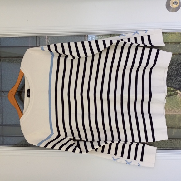 Yest Netherlands Size US 12/EUR 44 Strpied Sweater Embellished Sleeves Like New - Picture 1 of 8